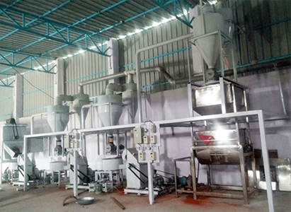 Automatic Three Stage Chilli Grinder Machines Automatic Three Stage Chilli Grinder Machines